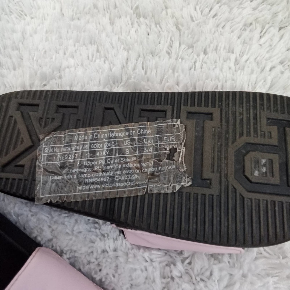 Slippers slides sandles - Picture 2 of 2